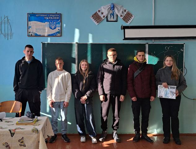 Одинадцятикласники Сасівського ЗЗСО I-III ступенів